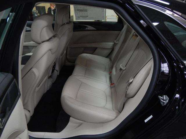 2017 Lincoln MKZ AWD Reserve 4dr Sedan